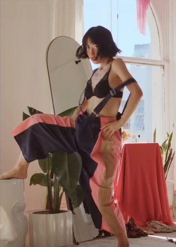 Su Lee