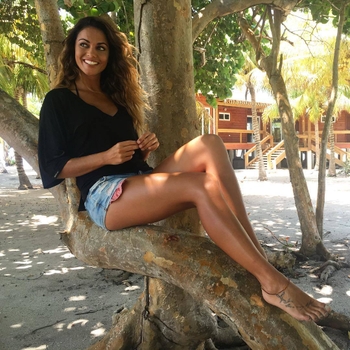 Lara Álvarez