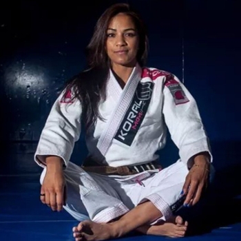 Viviane Araujo