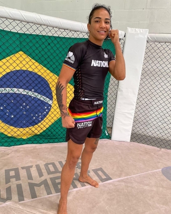 Viviane Araujo