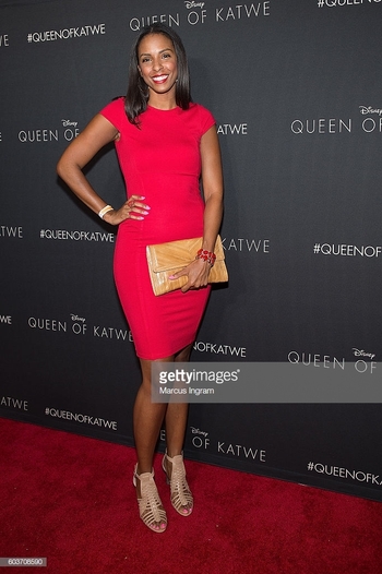 LaChina Robinson