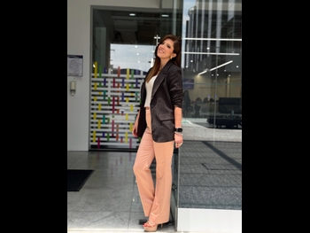  alt="Fernanda Torres"
