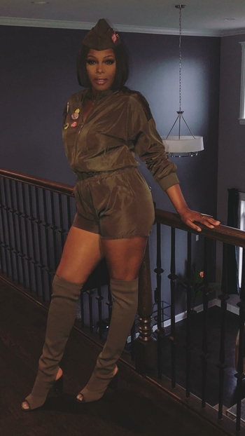 Ta'Rhonda Jones