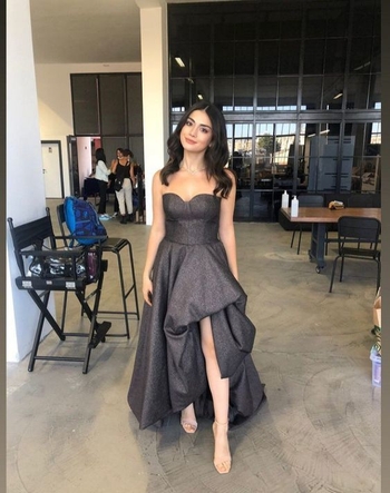 Özge Yagiz