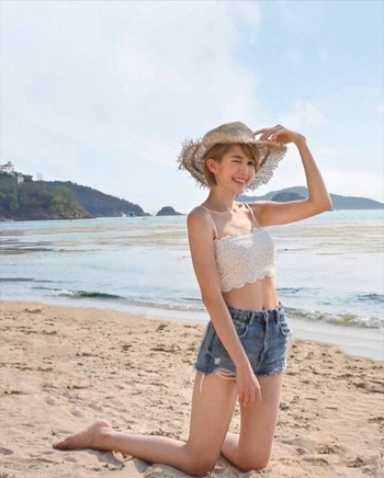 Chloe So