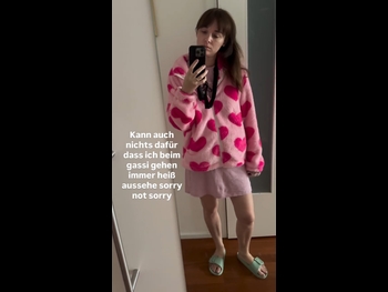  alt="Larissa Riess"