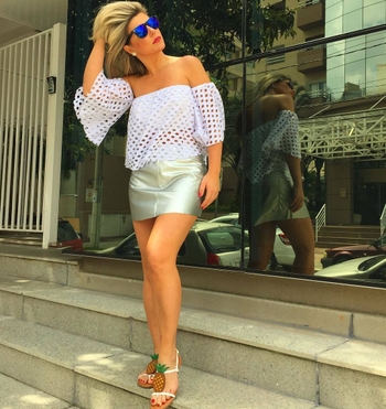 Íris Stefanelli