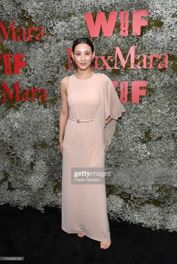 Claudia Kim