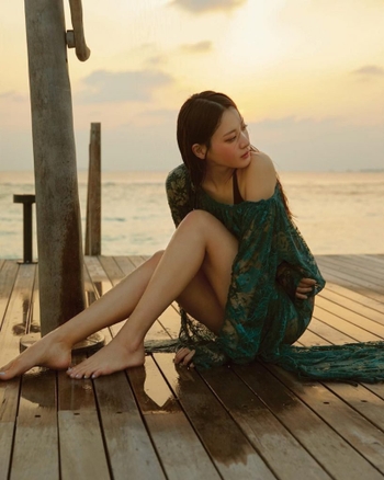 Claudia Kim