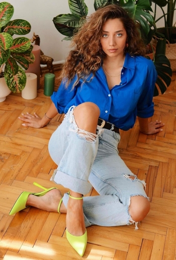 Özge Özacar