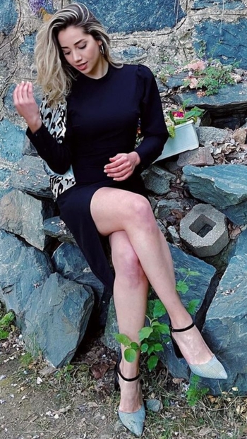 Özge Özacar