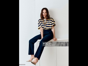 alt="Anais Demoustier"