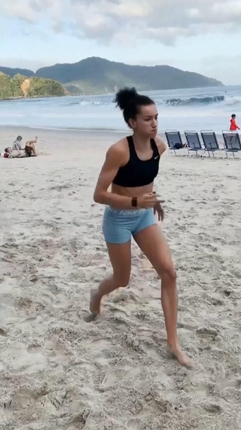 Gabi Guimarães