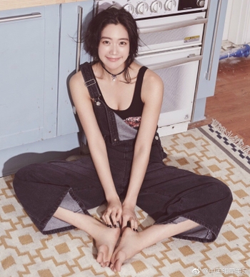 Clara Lee