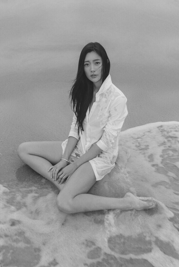 Clara Lee