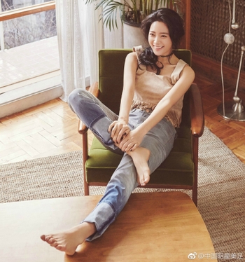 Clara Lee