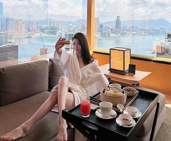 Clara Lee