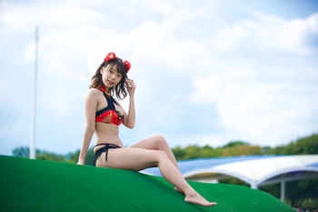 Hikaru Aoyama
