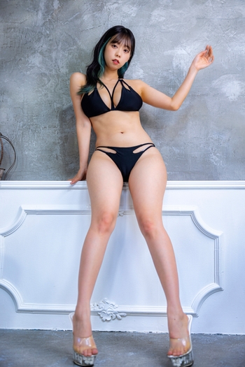 Hikaru Aoyama