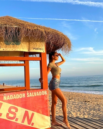 Anna Carolina Benítez