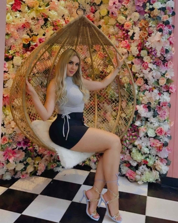 Alejandra Megan Arévalo