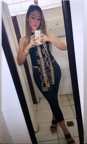 Alejandra Megan Arévalo