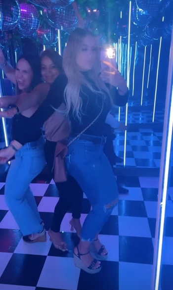 Alejandra Megan Arévalo