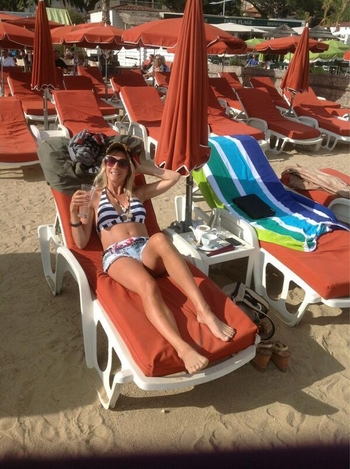 Ève Angeli