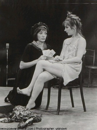 Zoë Wanamaker