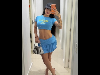  alt="Bia Miranda"