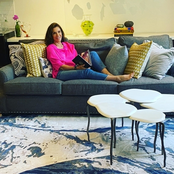 Hilary Farr