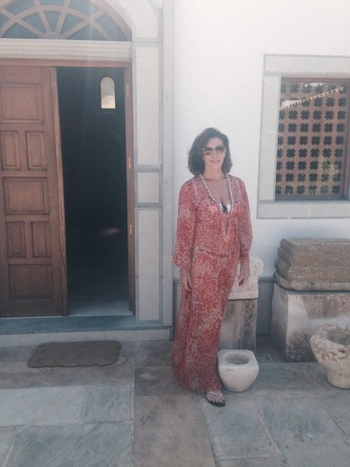 Hilary Farr