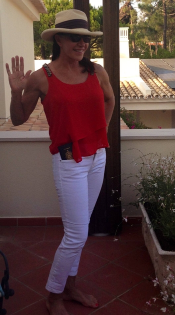 Hilary Farr