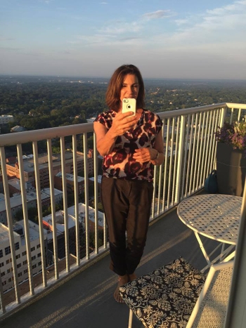 Hilary Farr