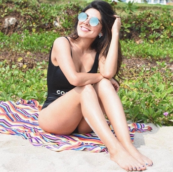 Flor Véliz