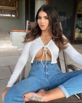 Nicole Thorne