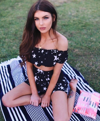 Nicole Thorne