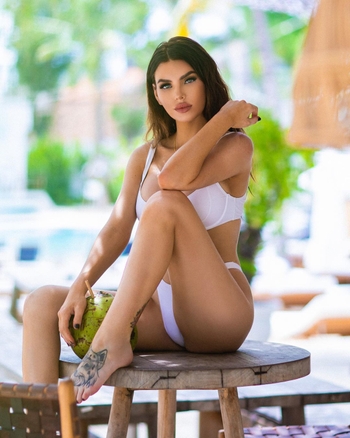 Nicole Thorne