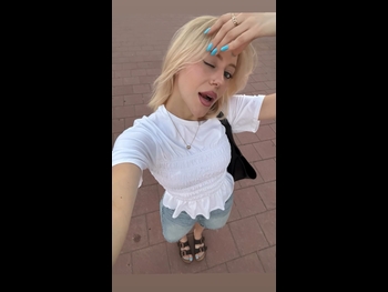  alt="Anna Marie Vesela"