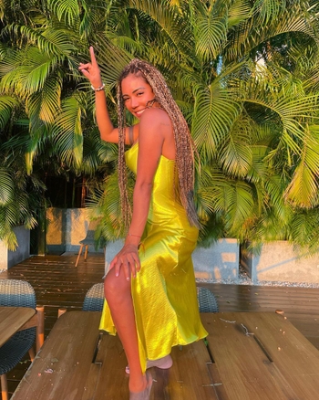 Anahí Izali