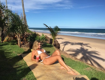 Lívia Lemos