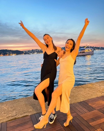 Simge Aköz