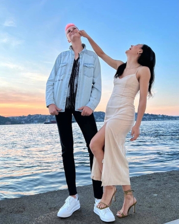 Simge Aköz