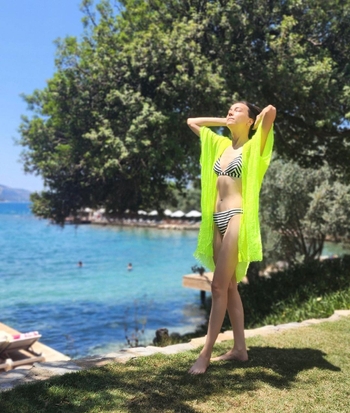 Türkü Turan