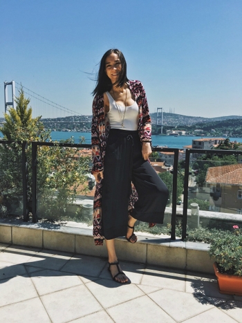 Türkü Turan