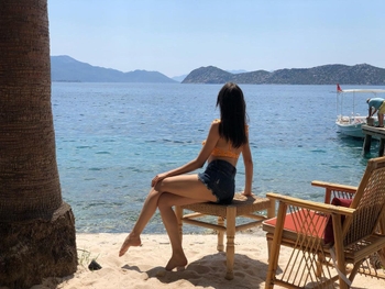 Türkü Turan