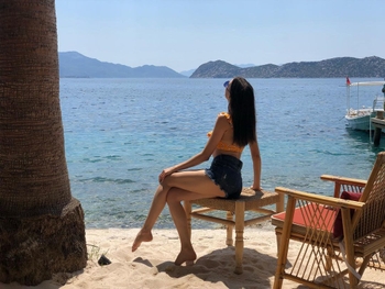 Türkü Turan
