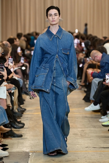 Erin O'Connor (II)