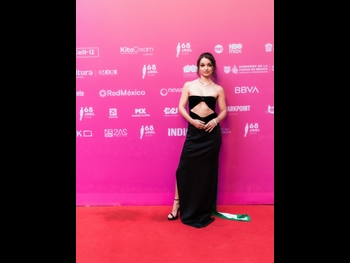  alt="Elena Del Rio"