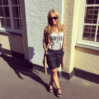 Julie R. Ølgaard